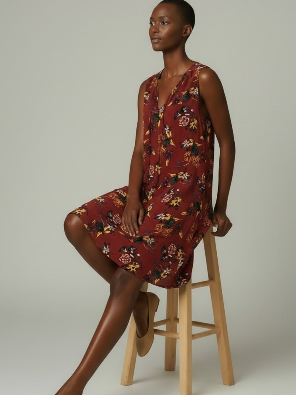 beach lunch lounge Rust Floral Sleeveless Mini Dress Without Belt Size Large